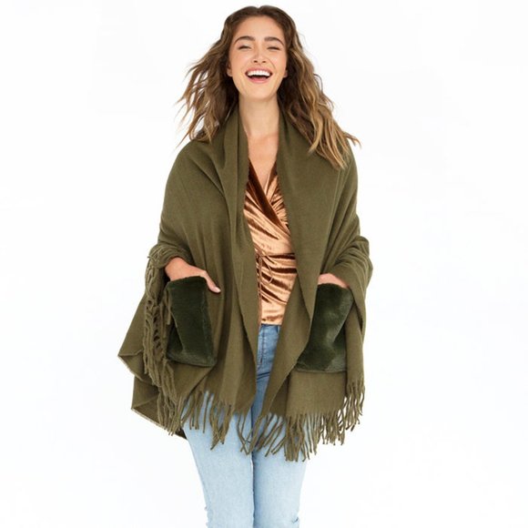 Olive Kimono / Shawl with Pockets MSRP $48 - Picture 1 of 7
